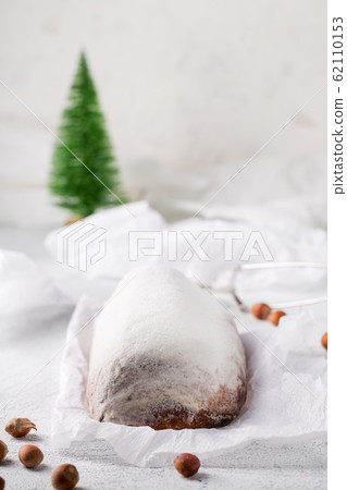Christmas muffin with icing sugar Christmas muffin with icing sugar 62110153