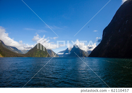Milford Sound 62110457