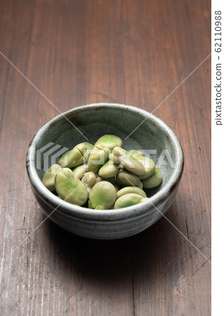 鹽煮沸的牛奶豆 鹽煮沸的牛奶豆 62110988