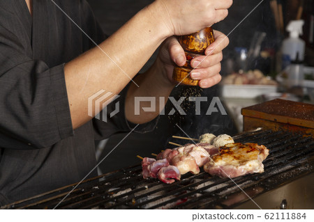 Salt pepper 62111884