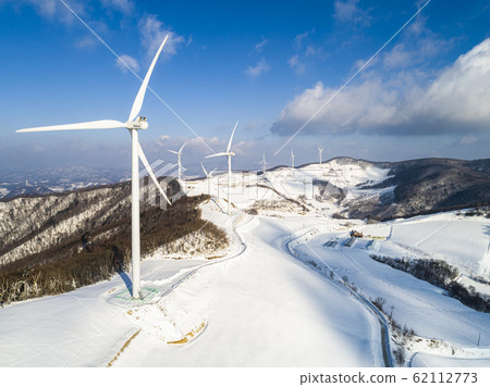 Winter gangwon do landscape 62112773