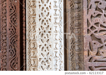 alai darwaza window details 62113317