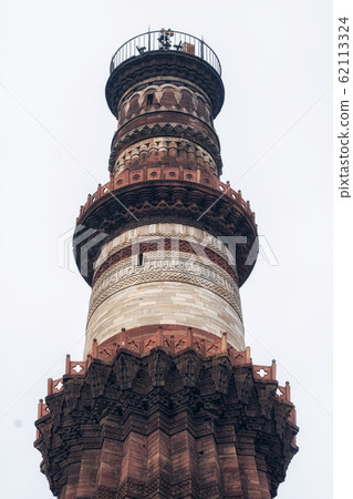 qutub minar minaret close up qutub minar minaret close up 62113324