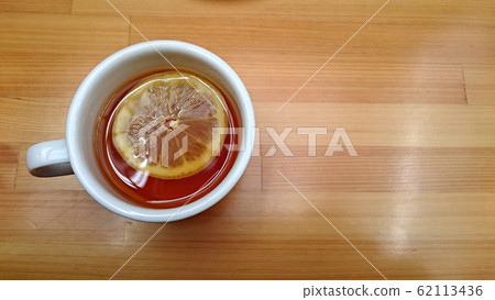 Break with tea 62113436