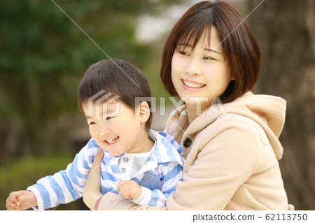 parent and child playing parent and child playing 62113750