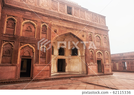 agra fort interior architecture 62115336