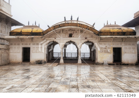 agra fort roshan ara pavilion 62115349