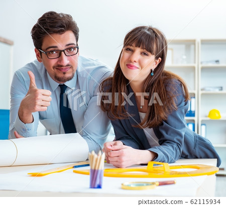 Engineers working on new project 62115934