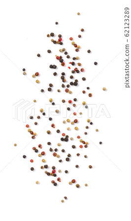 peppers isolated on white 62123289