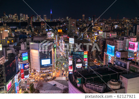 <<Tokyo>> Shibuya city night view/scramble intersection <<Tokyo>> Shibuya city night view/scramble intersection 62127921