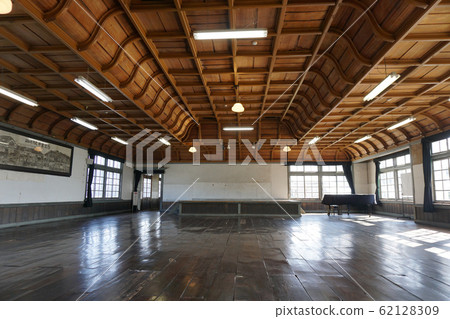 Former Qianqiao Hiroshi Elementary School School (lecture): Maniwa City, Okayama Prefecture (Kuse, Maniwa-gun) 62128309