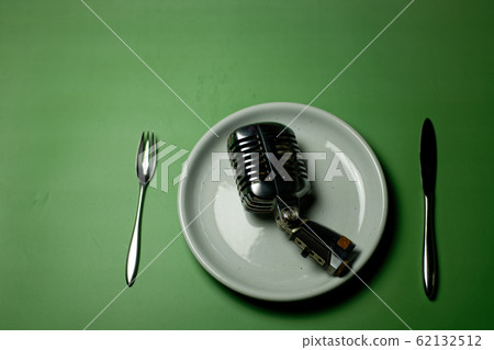 Microphone image 62132512