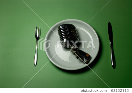 Microphone image Microphone image 62132513