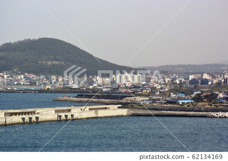韓國濟州島濟州的港口和城鎮 韓國濟州島濟州的港口和城鎮 62134169