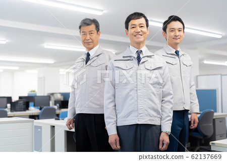 Work clothes, business person, office Work clothes, business person, office 62137669