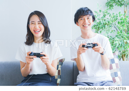 Games, e-sports, genders, couples, lovers, gamers, cohabitation, lifestyle 62148789