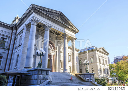 Osaka / Nakanoshima Library 62154985