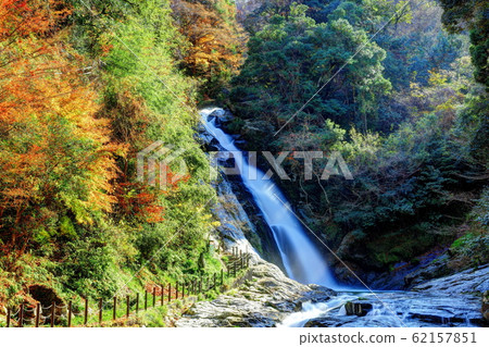 Falls of Autumn's Kannon 62157851