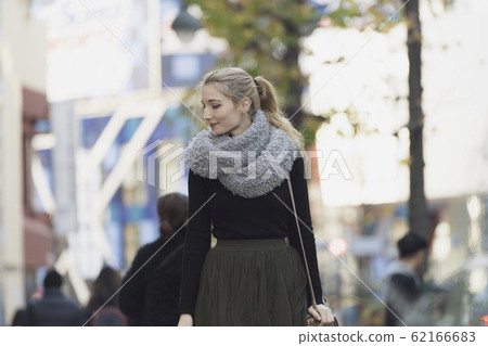 在日本東京觀光的女性 在日本東京觀光的女性 62166683