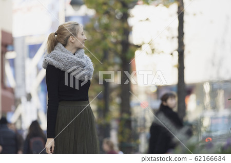 在日本東京觀光的女性 在日本東京觀光的女性 62166684