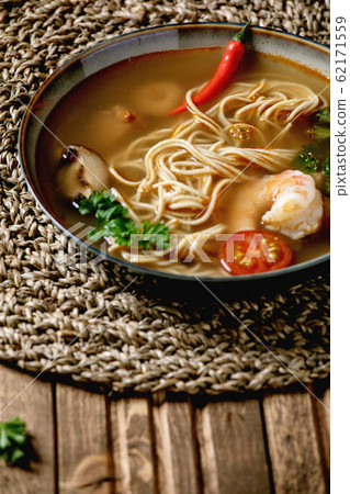 Asian noodle soup 62171559