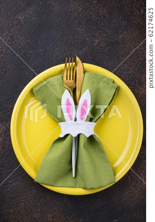 Easter table setting in green color 62174625