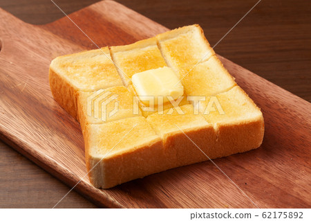  黃油吐司 62175892