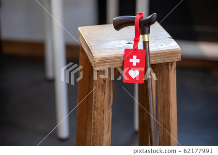 Cane and help mark 62177991