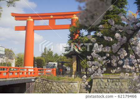 平安神宮鳥居 平安神宮鳥居 62179466