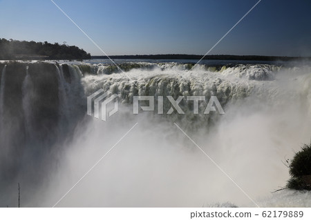 Iguazu Falls Devil's Throat (2) Iguazu Falls Devil's Throat (2) 62179889