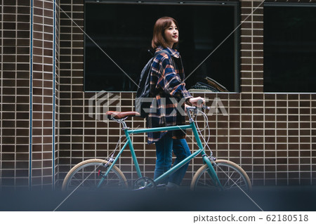 女性生活方式自行車 62180518