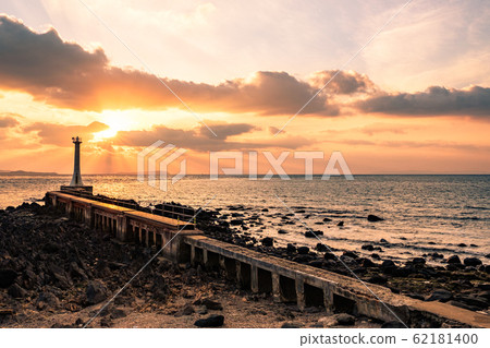 Sezenzaki Lighthouse (Evening view) Sezenzaki Lighthouse (Evening view) 62181400