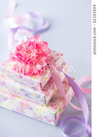 Mother's Day gift 62181604