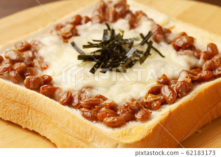 納豆吐司 62183173