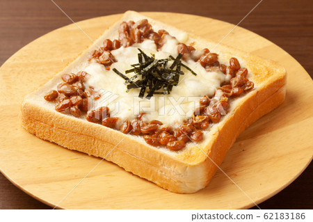 納豆吐司 62183186