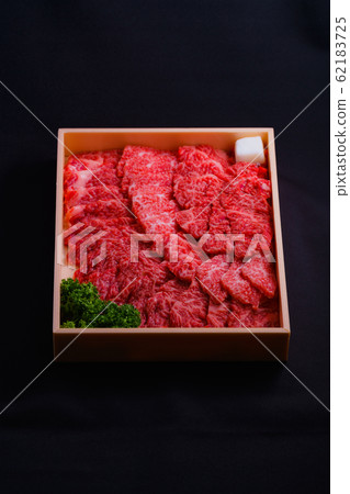Meat Beef Marbled Domestic beef Wagyu Yakiniku Ingredients Red meat Hometown tax payment Return gift Gifts Boxed Food Livestock 62183725