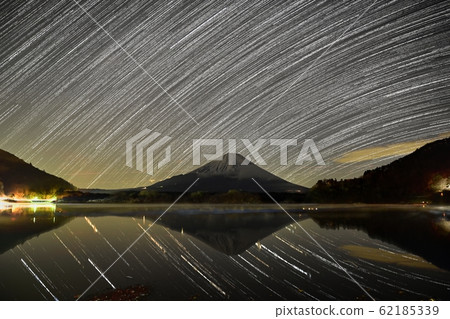 Mt.Fuji and starry sky on misty Lake Shoji Mt.Fuji and starry sky on misty Lake Shoji 62185339