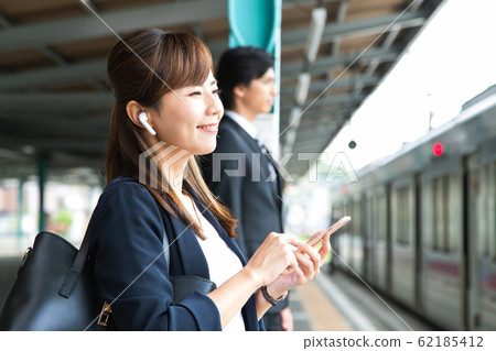 Commuter Female Train Station Business Woman Photography Cooperation: Keio Electric Railway Co., Ltd. 62185412