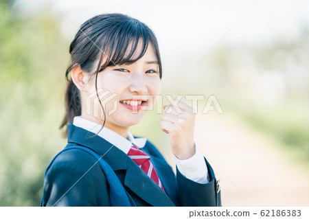 高中女生放學後的電影風格 62186383