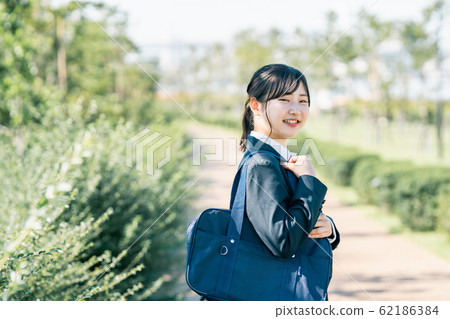 高中女生放學後的電影風格 62186384