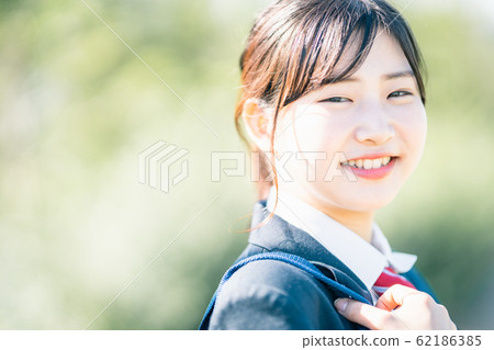 高中女生放學後的電影風格 62186385