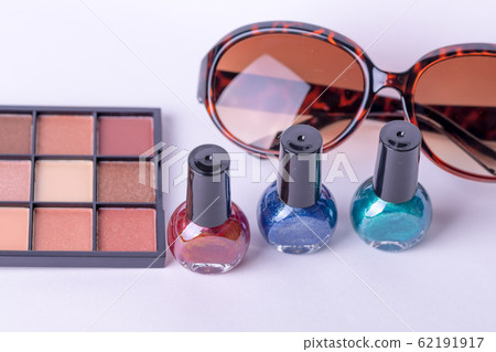 [Cosmetics manicure eyeshadow] 62191917