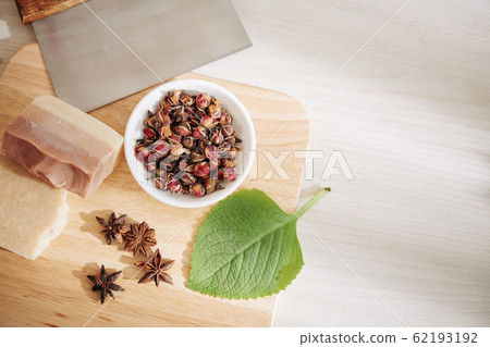 Natural soap ingredients Natural soap ingredients 62193192