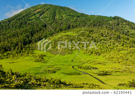 Hiuchigatake seen from Oze and Kumazawa Tashiro 62193441