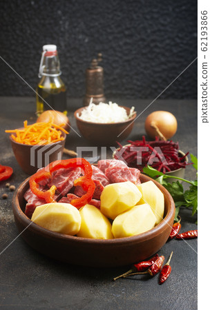 ingredients for borsch 62193866