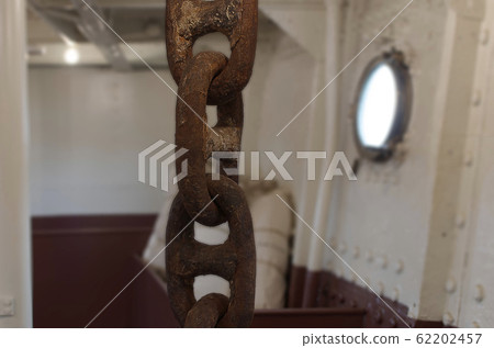 detail of old rusty chain on boat 62202457