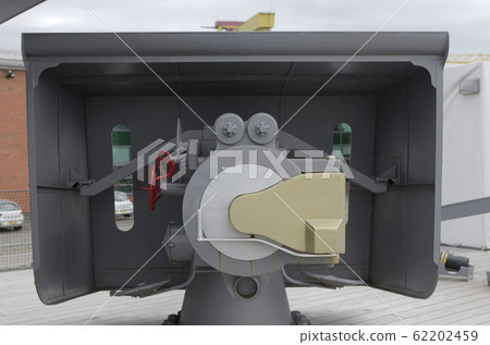 gun cannon on old first world war battleship gun cannon on old first world war battleship 62202459