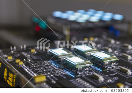 The process of checking several oled displays of 62203895