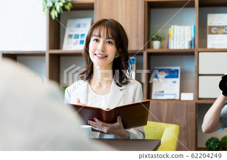 Interview interview 62204249