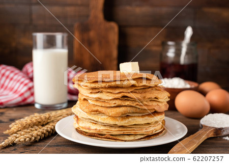 Blini, blintzes, russian crepes Blini, blintzes, russian crepes 62207257